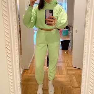 TNA Cozy Fleece Mega Sweatpants + Shrunken Hoodie